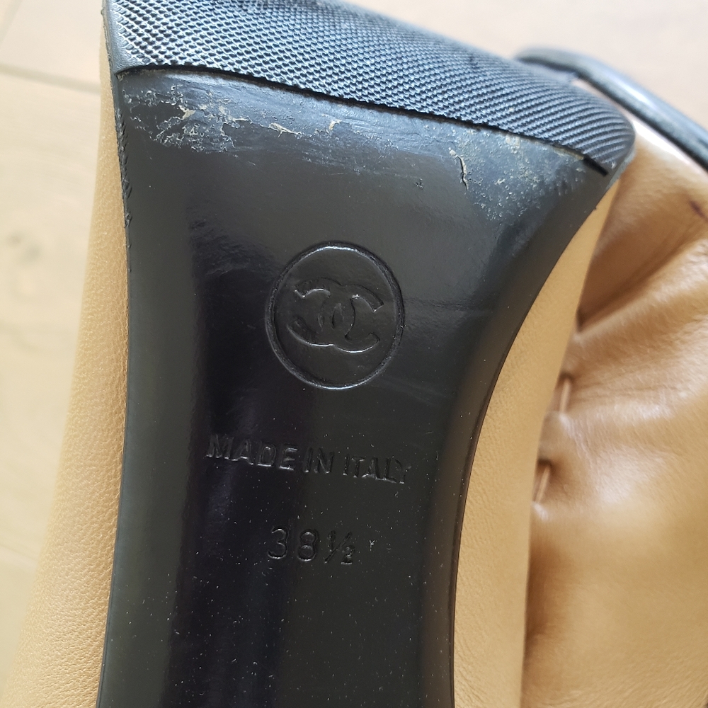 Chanel cap toe vintage pumps - Picture 4 of 6